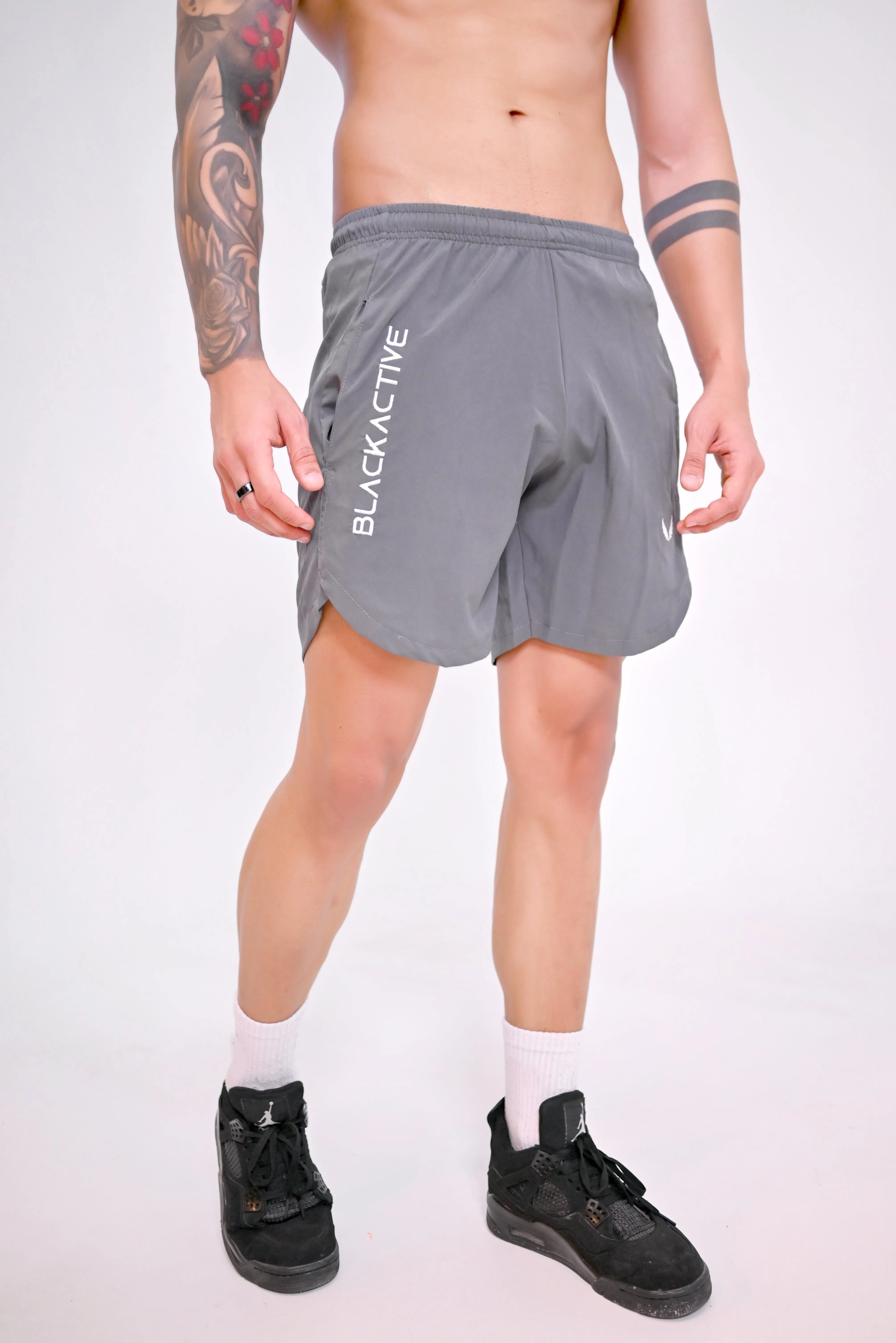 APEX SHORTS - GREY