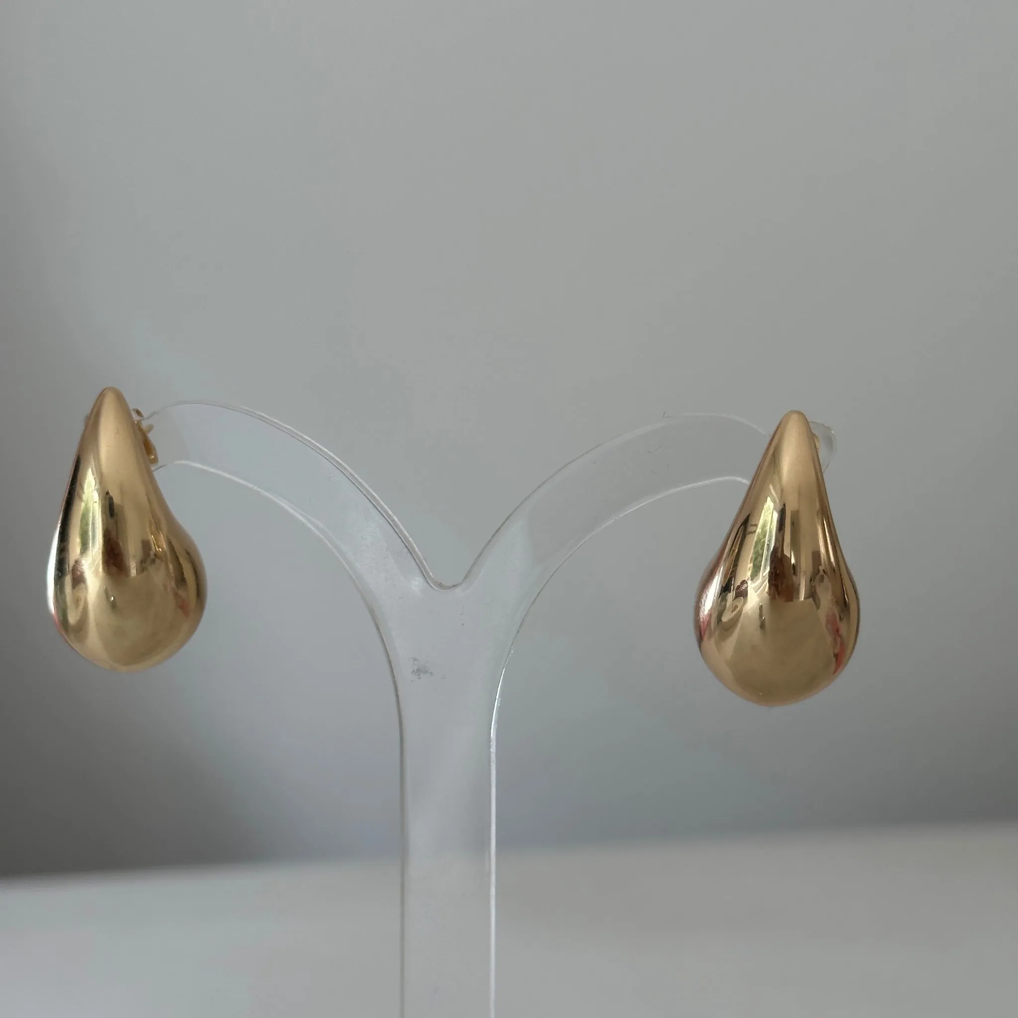 drop earrings