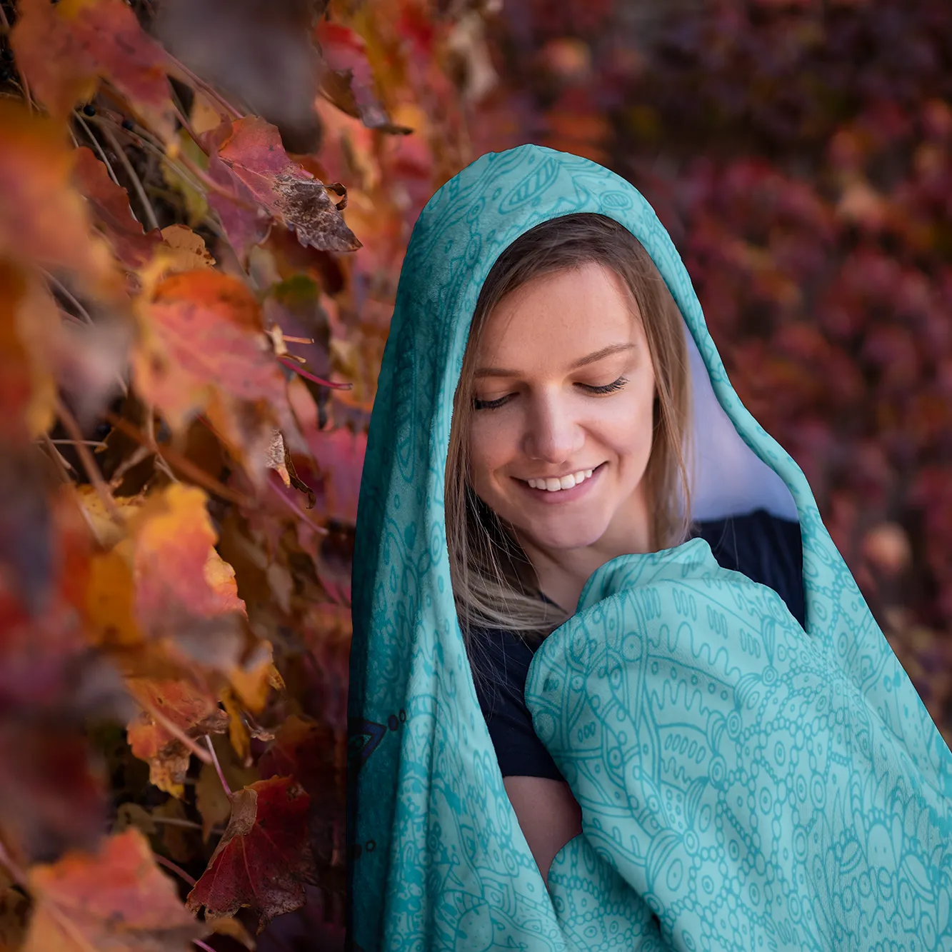 Light Mandala Hooded Blanket with Sherpa Lining