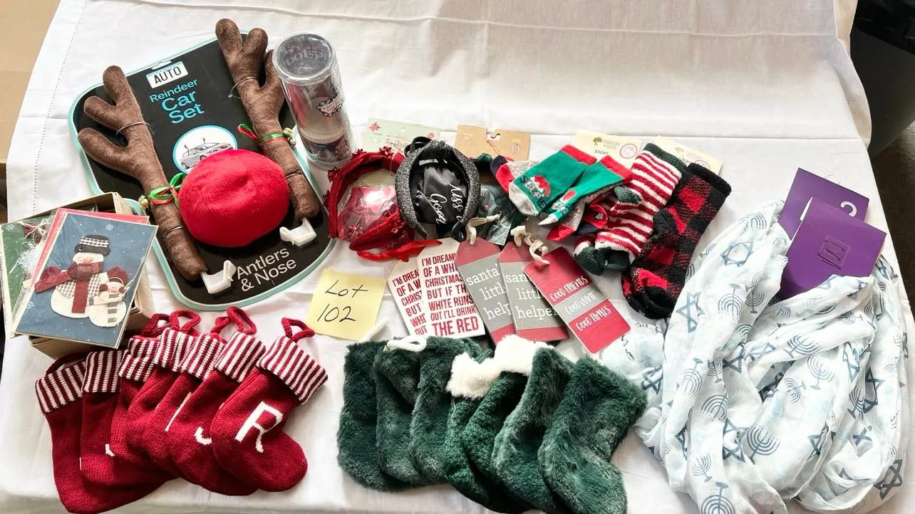 LOT 102- Christmas Lot New! Assorted items Mostly from Nordstroms 40  Pieces