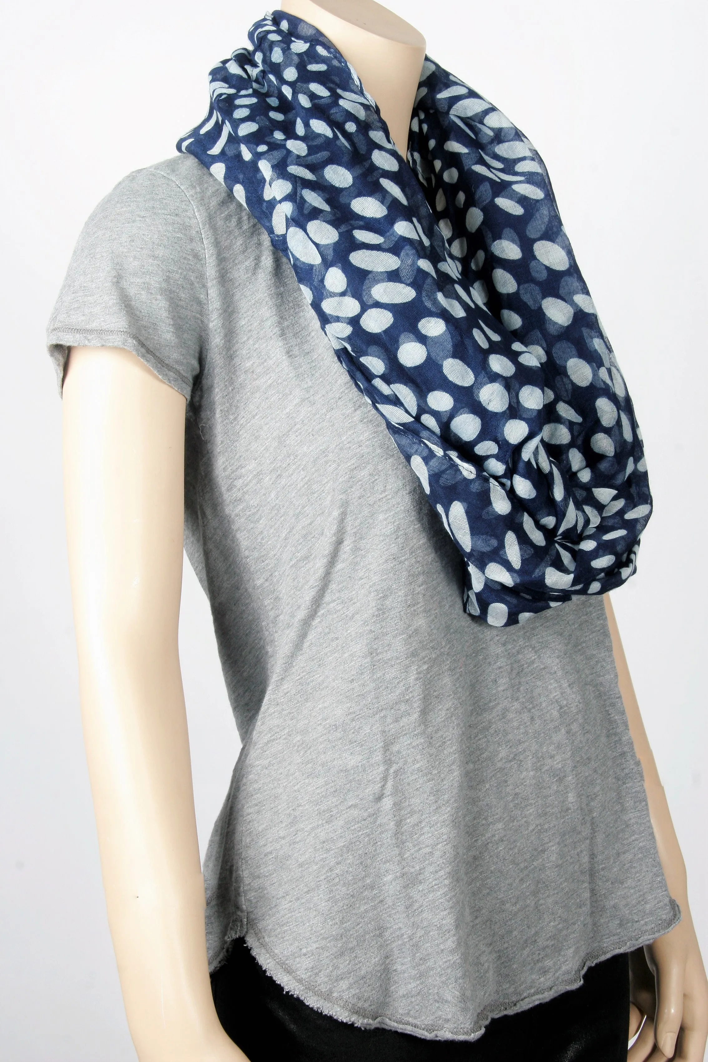 NWOT Charlotte Russe Navy Polka Dot Infinity Scarf