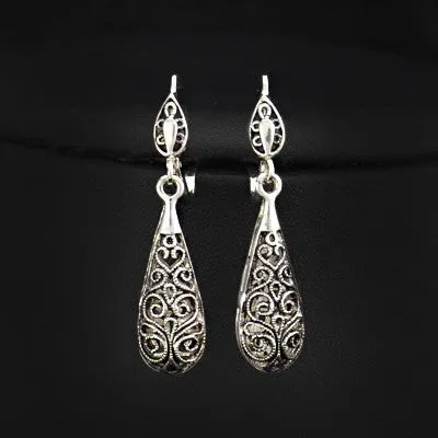 Women Antique Silver Plated Vintage Alloy Carven Pattern Clasp Dangle Earrings