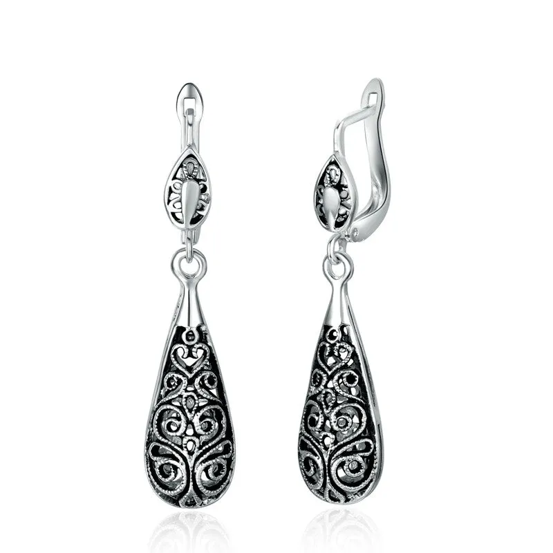 Women Antique Silver Plated Vintage Alloy Carven Pattern Clasp Dangle Earrings